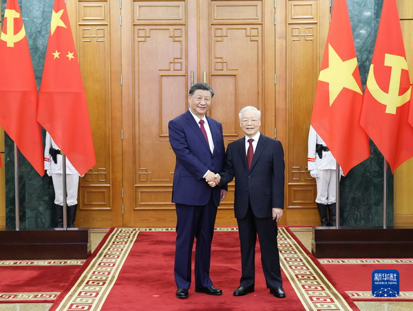 General Secretary and President Xi Jinping Holds Talks with General Secretary of the CPV Central Committee Nguyen Phu Trong